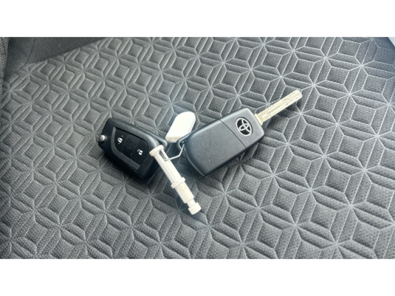 Toyota Aygo X 1.0 VVT-i Edge 5dr Petrol Hatchback